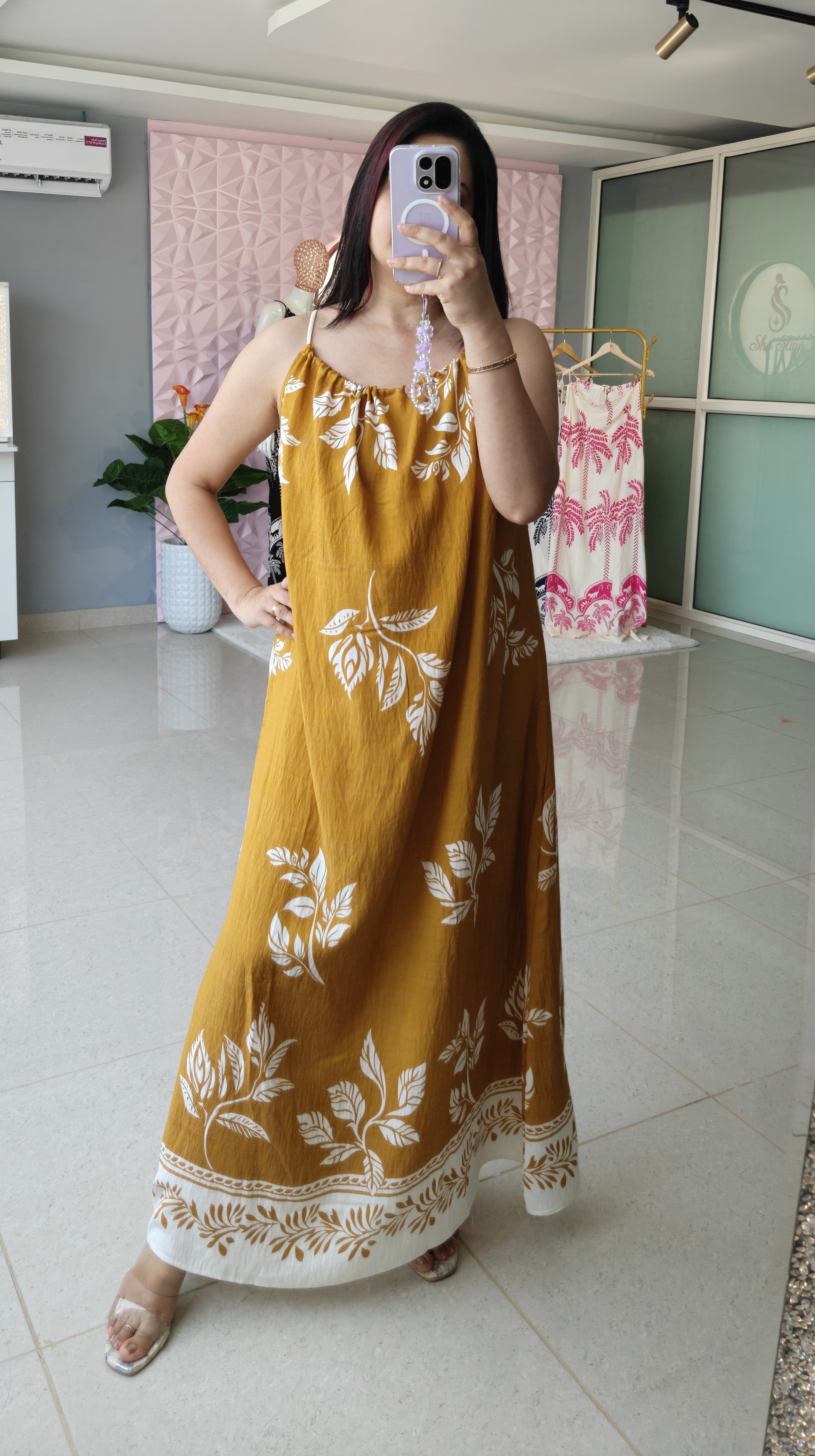 DRESS